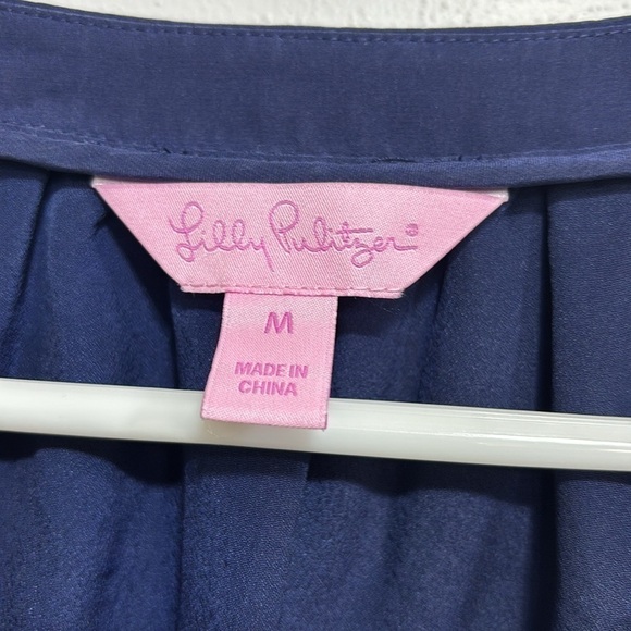 Lilly Pulitzer cold shoulder embroidered v neck 100% silk shirt size Medium - Picture 4 of 10